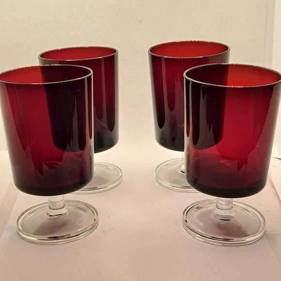Four Cavalier Ruby Red Wine Goblets - Picture 2 of 5